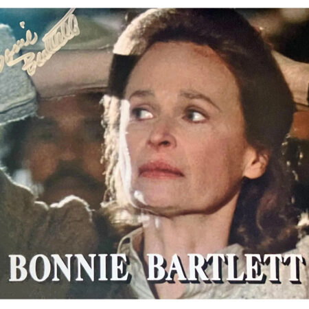 8" x 10" Autographed Picture of Bonnie Bartlett as Lynn Bernstein on the miniseries "V"