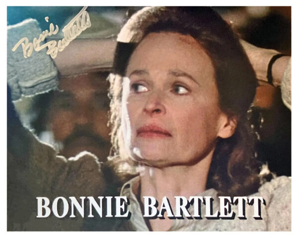 8" x 10" Autographed Picture of Bonnie Bartlett as Lynn Bernstein on the miniseries "V"